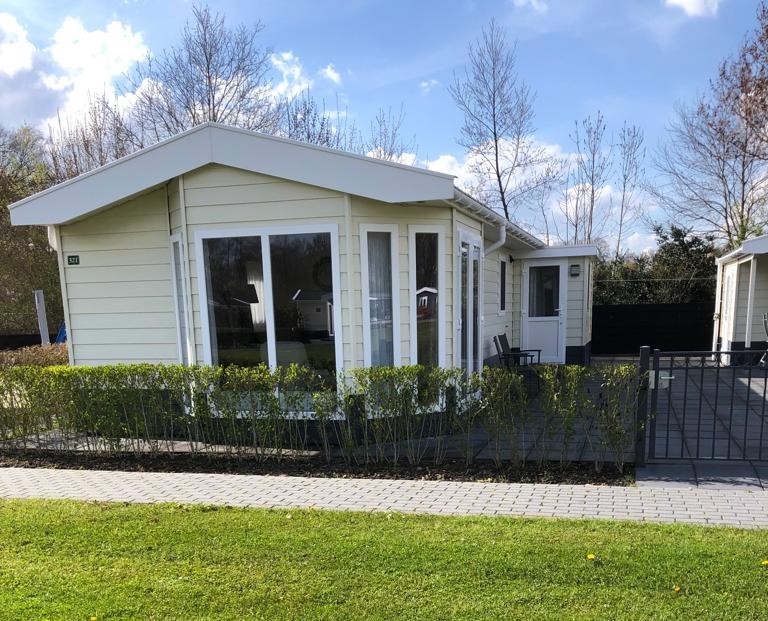 TE KOOP: Comfortabel en ruim 6 pers chalet op vakantiepark De kleine Belties Hardenberg